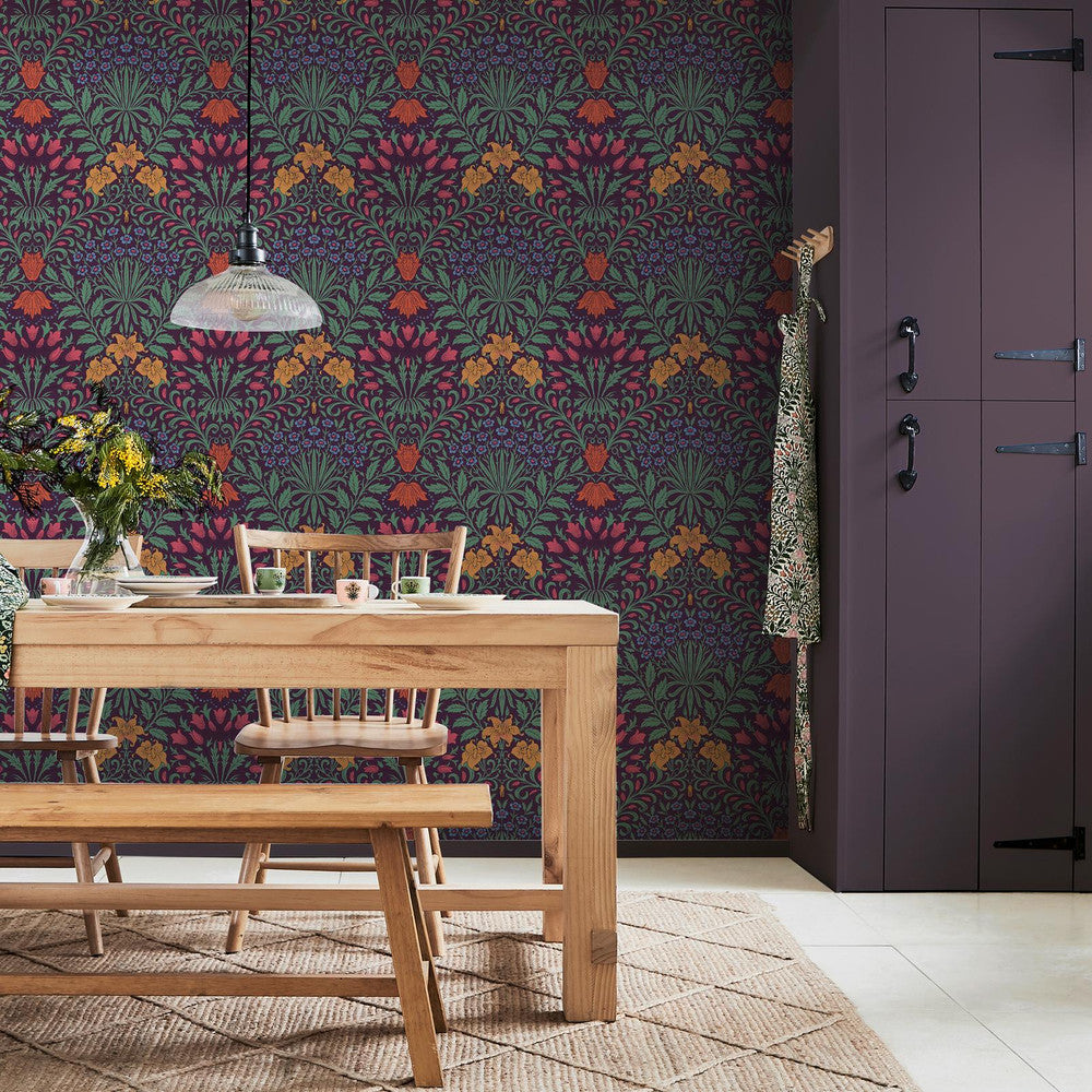 140498 - Garden Wallpaper - Dewberry - William Morris