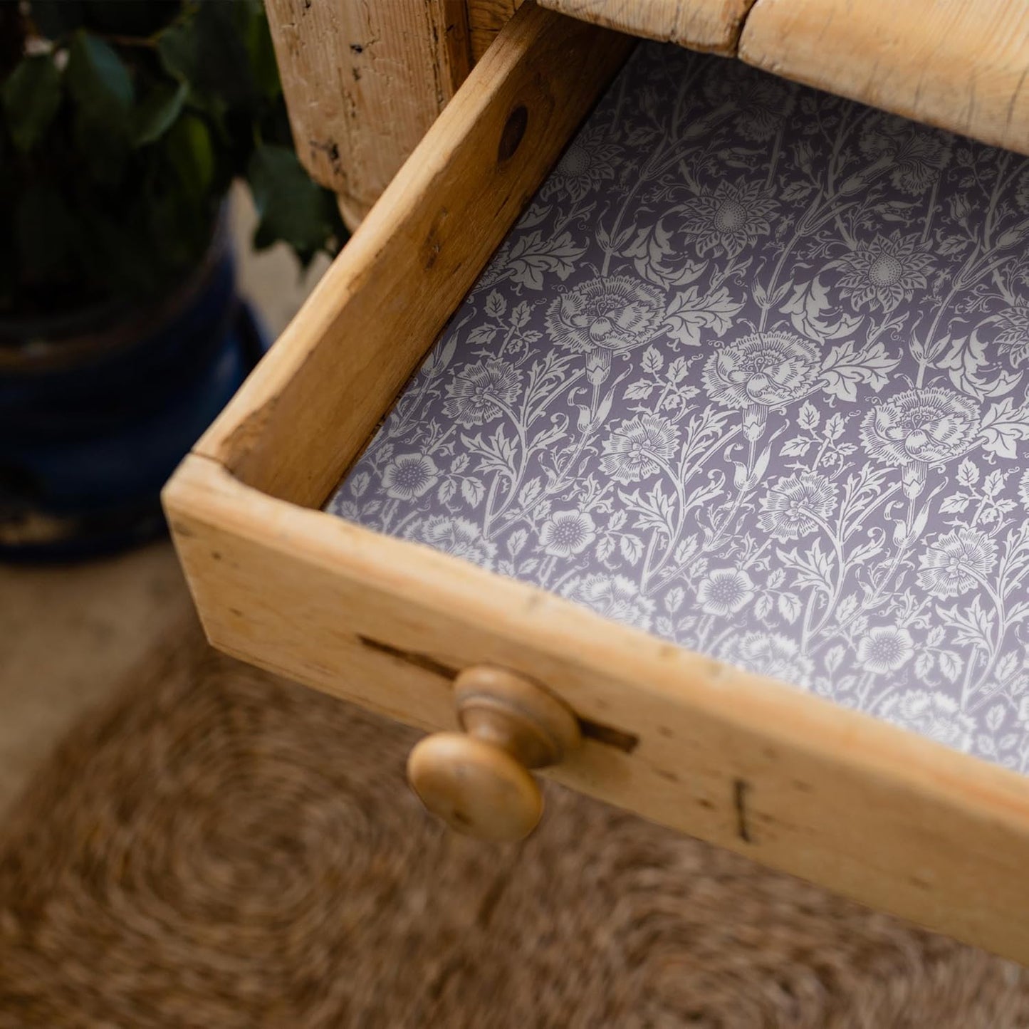 Fragrant LILAC Scented Drawer Liners in a PURPLE William Morris Design