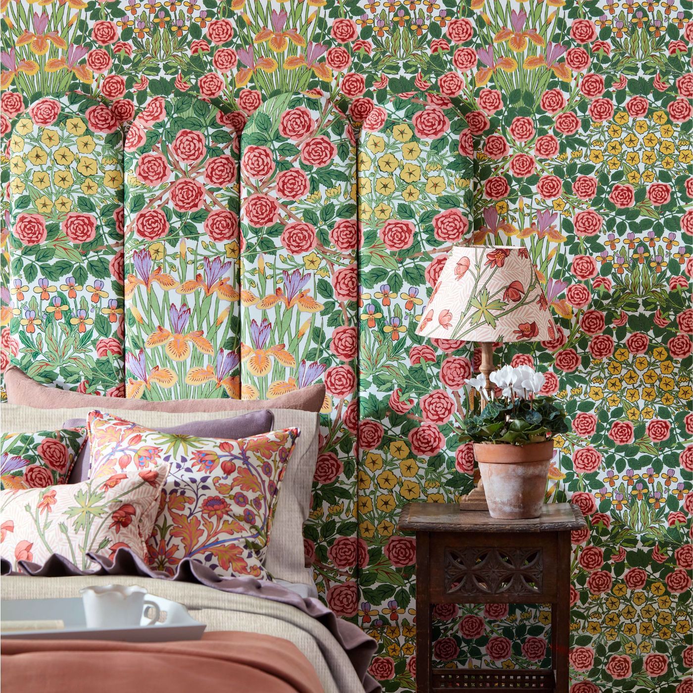 Campanula Fabric - Sunburst - 227222 - Morris & Co