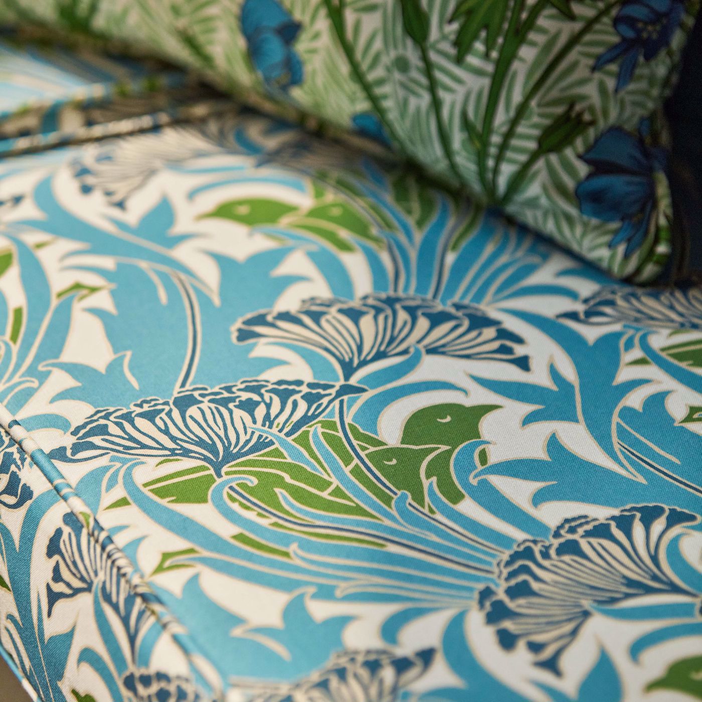 Laceflower Fabric - Garden Green/Lagoon - 227229 - Morris & Co