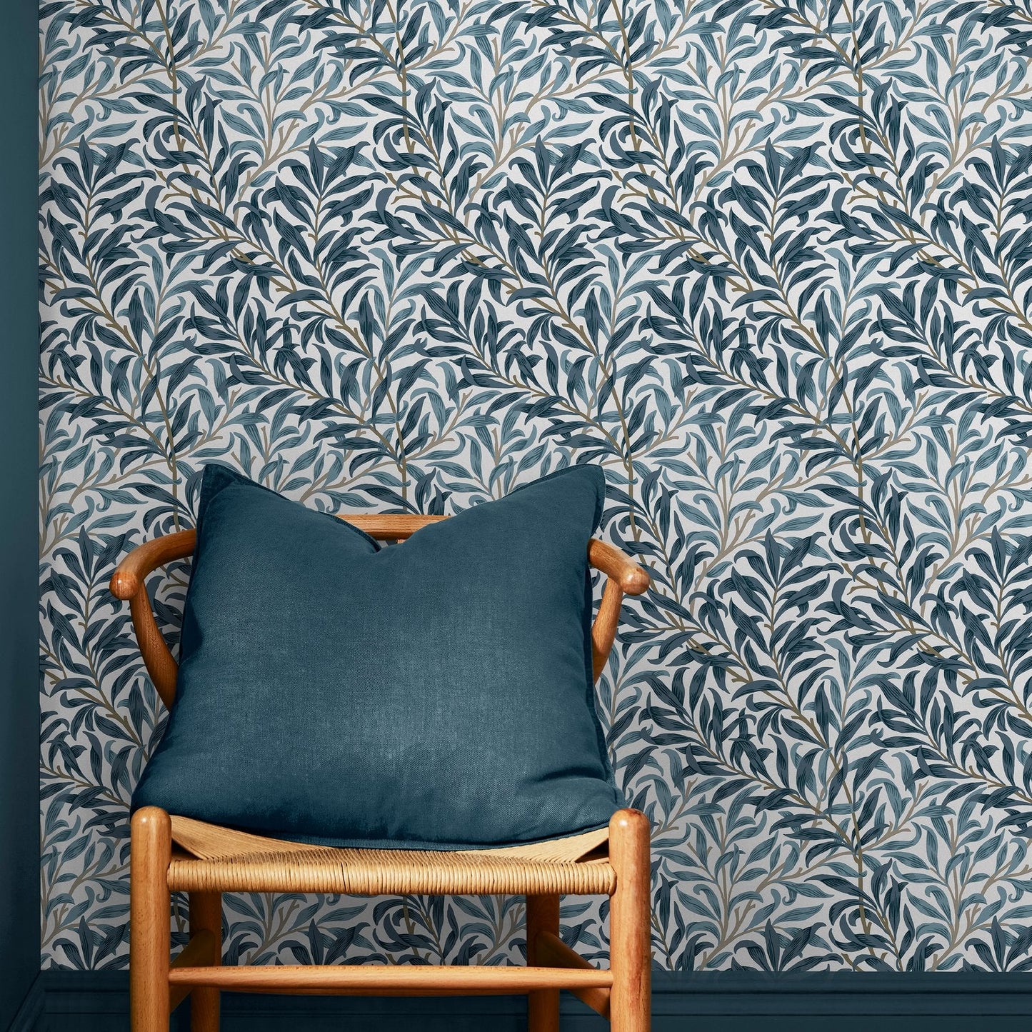 Willow Bough Wallpaper - White & Blue - 124245 - William Morris AH